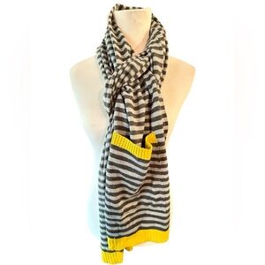 Knit Scarf Gray Two-toned with Pockets Yellow Trim
